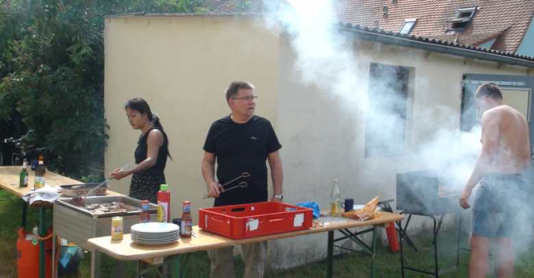 2-LKG-Bechhofen_spielt-Grill.